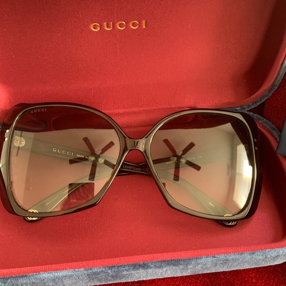 Gucci Oversized Brown Glasses - Picture 7 of 11